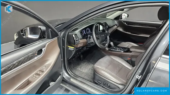 HYUNDAI GRANDEUR 2.4 PREMIUM
