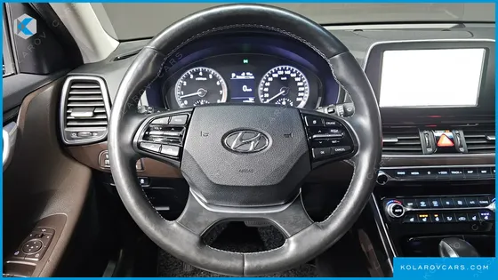 HYUNDAI GRANDEUR 2.4 PREMIUM