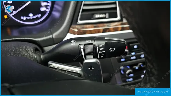 HYUNDAI GENESIS G330 MODERN AWD
