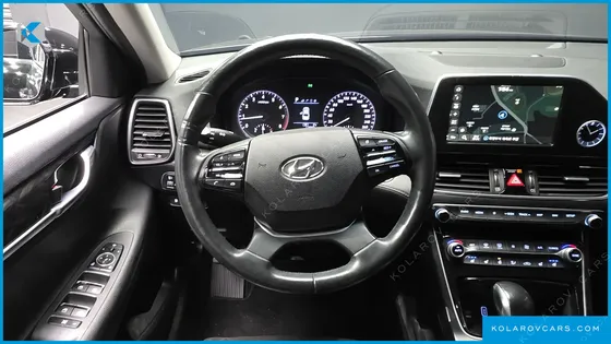 HYUNDAI GRANDEUR 3.0 LPI MODERN (RENTAL CAR)