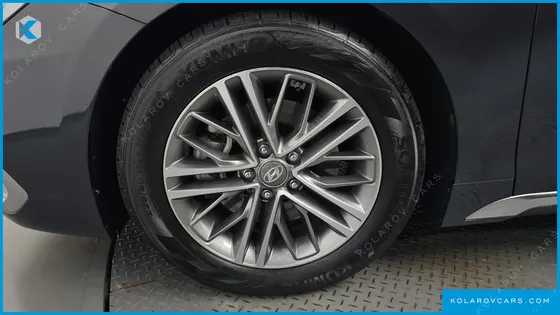 HYUNDAI GRANDEUR 2.4 PREMIUM