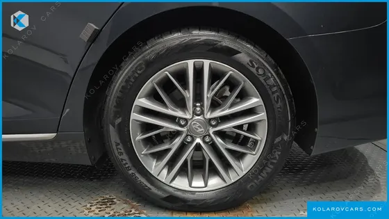 HYUNDAI GRANDEUR 2.4 PREMIUM