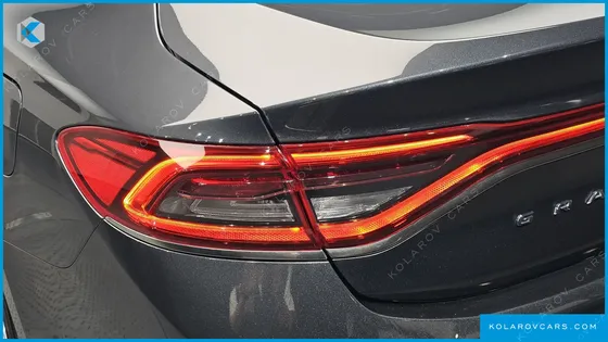 HYUNDAI GRANDEUR 2.4 PREMIUM