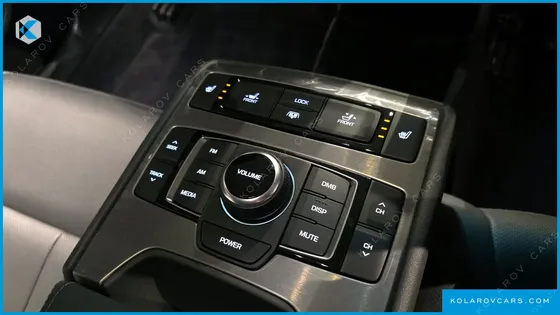 HYUNDAI GENESIS G330 PREMIUM AWD