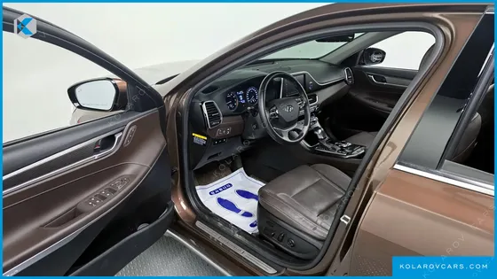 HYUNDAI GRANDEUR 2.4 PREMIUM