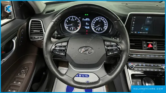 HYUNDAI GRANDEUR 2.4 PREMIUM