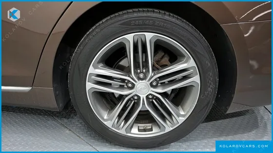 HYUNDAI GRANDEUR 2.4 PREMIUM