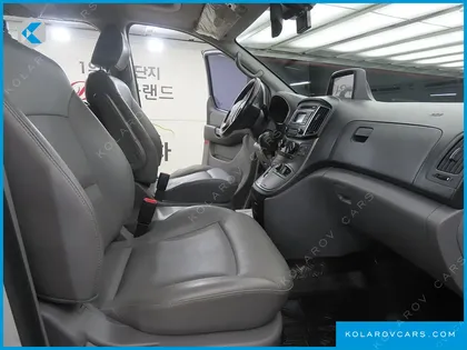 HYUNDAI STAREX 4WD CAMPING CAR