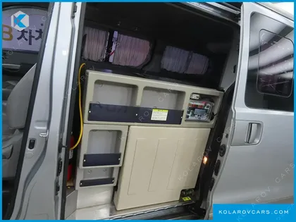 HYUNDAI STAREX 4WD CAMPING CAR