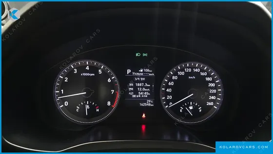 HYUNDAI GRANDEUR 2.4 MODERN BASIC (RENTAL CAR)