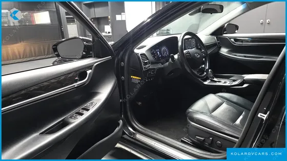HYUNDAI GRANDEUR 2.4 MODERN BASIC (RENTAL CAR)