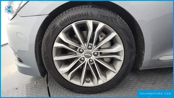 HYUNDAI GENESIS G330 PREMIUM AWD