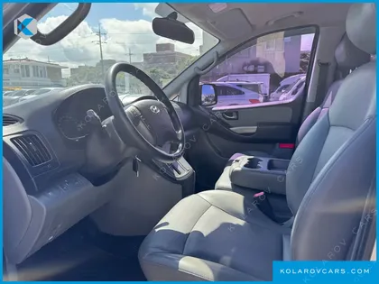 HYUNDAI STAREX 12-SEATER LPI WAGON