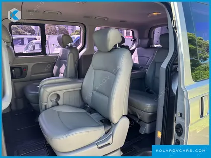 HYUNDAI STAREX 12-SEATER LPI WAGON