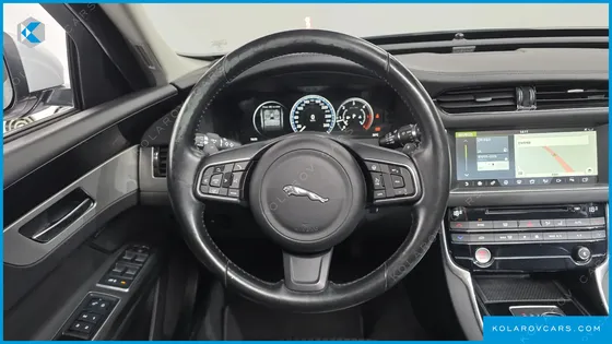 JAGUAR XF 20D PRESTIGE AWD