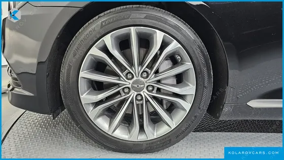 HYUNDAI GENESIS G330 MODERN AWD