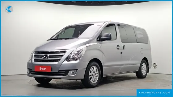 HYUNDAI STAREX 5-SEATER VAN