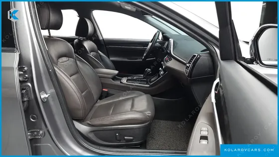 HYUNDAI GRANDEUR 2.4 PREMIUM
