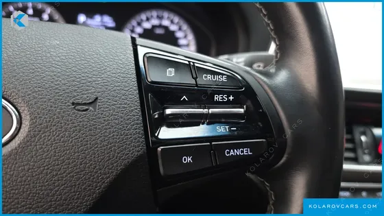 HYUNDAI GRANDEUR 2.4 PREMIUM