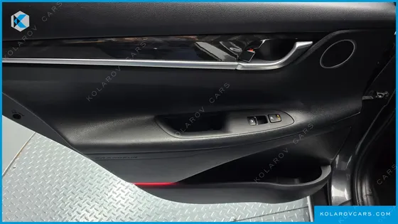 HYUNDAI GRANDEUR 3.0 LPI MODERN (RENTAL CAR)