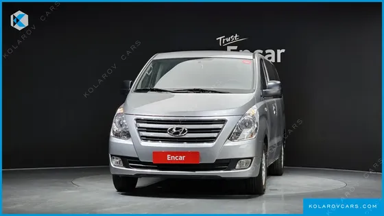 HYUNDAI STAREX 3-SEATER VAN
