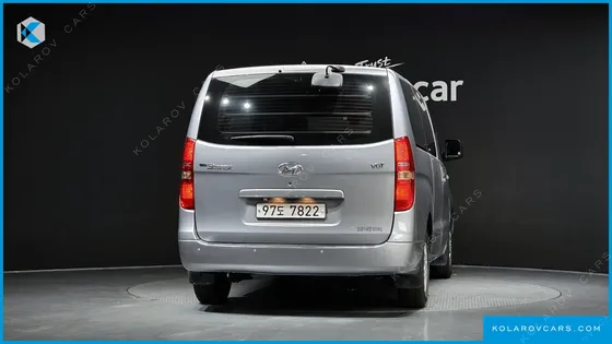HYUNDAI STAREX 3-SEATER VAN