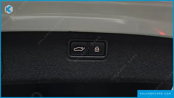 HYUNDAI GENESIS G330 PREMIUM AWD