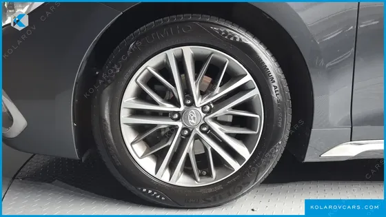HYUNDAI GRANDEUR 3.0 LPI MODERN (RENTAL CAR)