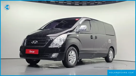 HYUNDAI STAREX 5-SEATER VAN