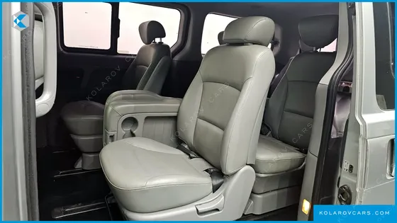 HYUNDAI STAREX 12-SEATER WAGON