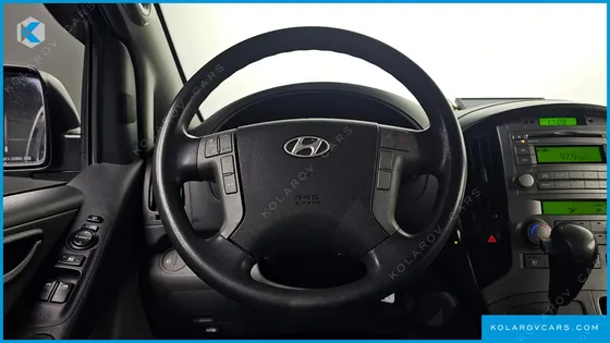 HYUNDAI STAREX 12-SEATER WAGON