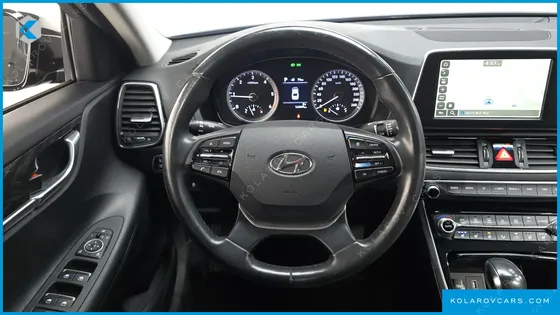 HYUNDAI GRANDEUR 2.2 DIESEL PREMIUM