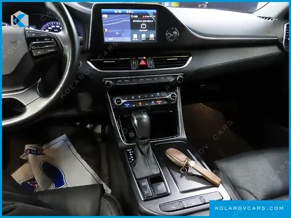 HYUNDAI GRANDEUR 2.4 PREMIUM