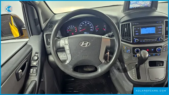 HYUNDAI STAREX 12-SEATER LPI WAGON