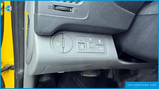 HYUNDAI STAREX 12-SEATER LPI WAGON