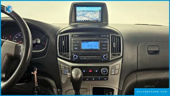 HYUNDAI STAREX 12-SEATER LPI WAGON