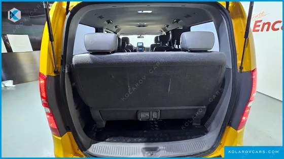 HYUNDAI STAREX 12-SEATER LPI WAGON