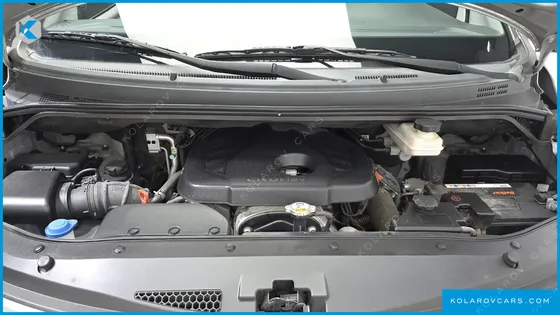 HYUNDAI STAREX 4WD 12-SEATER WAGON