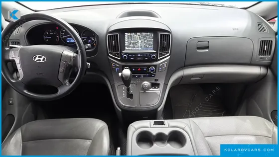 HYUNDAI STAREX 4WD 12-SEATER WAGON