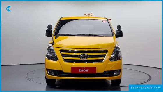 HYUNDAI STAREX 12-SEATER WAGON