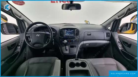 HYUNDAI STAREX 12-SEATER WAGON