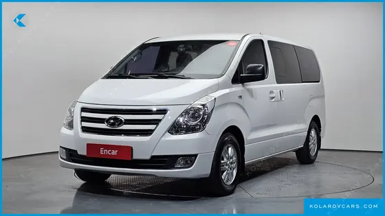 HYUNDAI STAREX 5-SEATER VAN