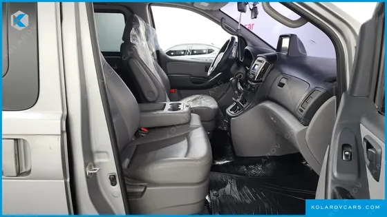 HYUNDAI STAREX EXTRAORDINARY EQUIPMENT-INSTALLED VEHICLE