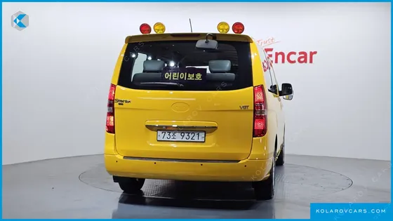 HYUNDAI STAREX GUARD CAR OF CHILDREN