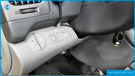 HYUNDAI STAREX GUARD CAR OF CHILDREN