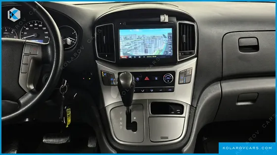 HYUNDAI STAREX GUARD CAR OF CHILDREN