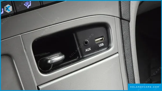 HYUNDAI STAREX 12-SEATER WAGON