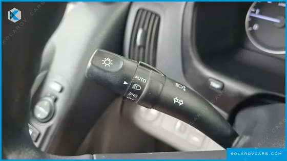 HYUNDAI STAREX 12-SEATER WAGON