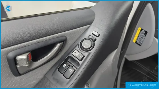 HYUNDAI STAREX 12-SEATER WAGON