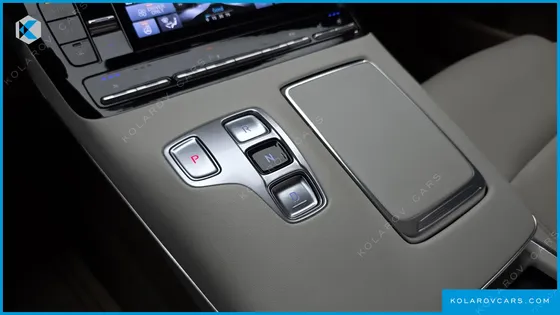 HYUNDAI GRANDEUR EXCLUSIVE